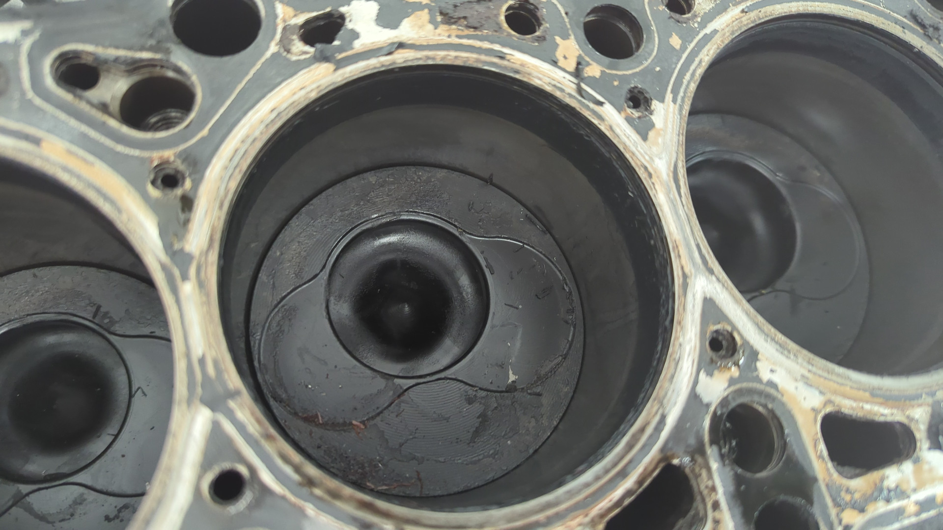 Блок двигателя