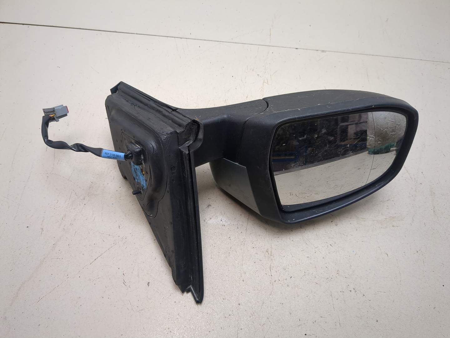 Зеркало левое электрическое