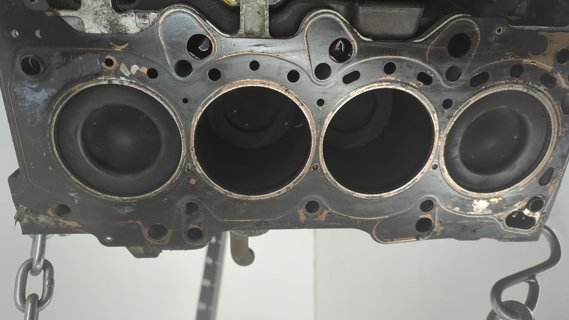 Блок двигателя