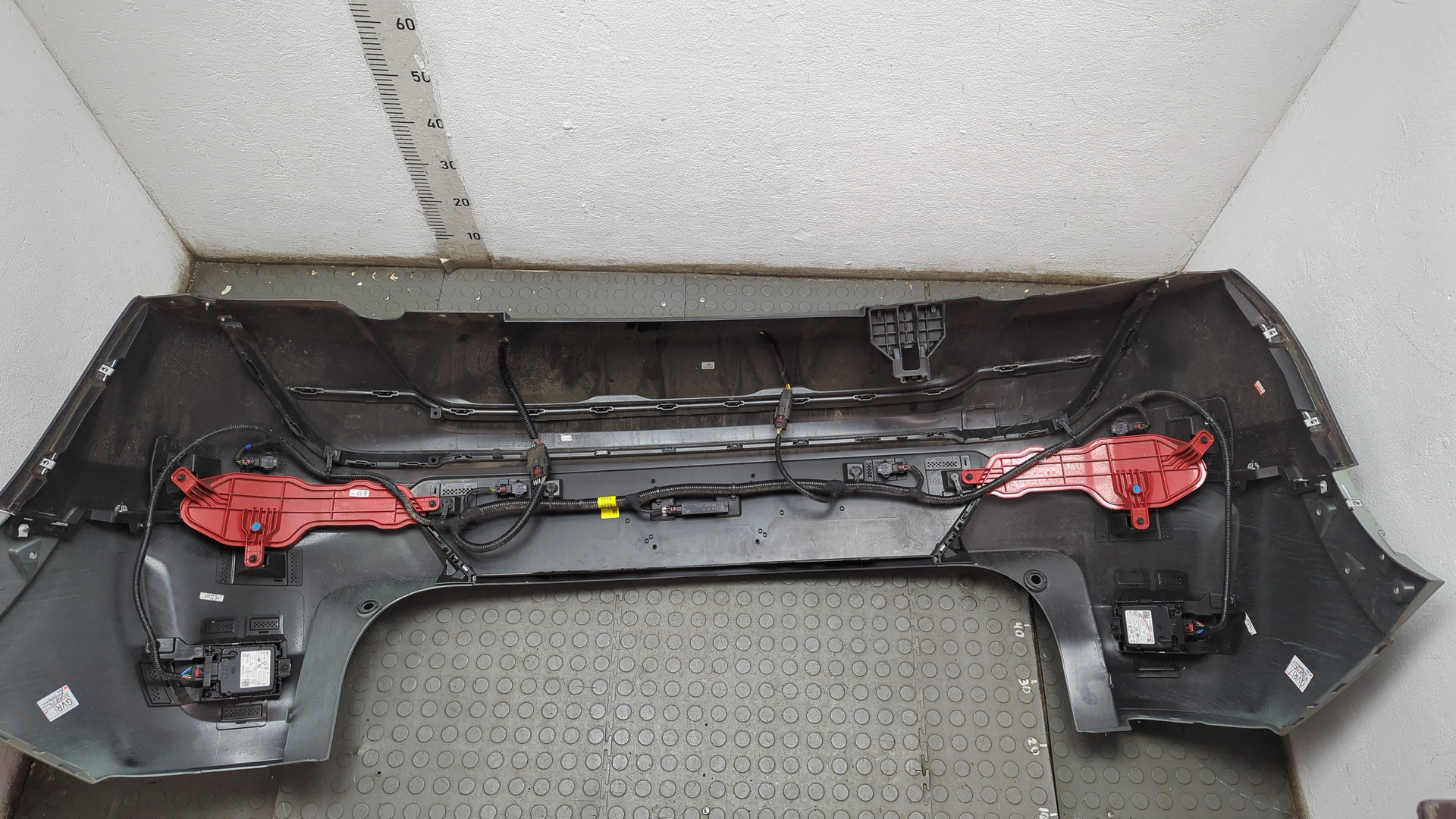 Бампер задний