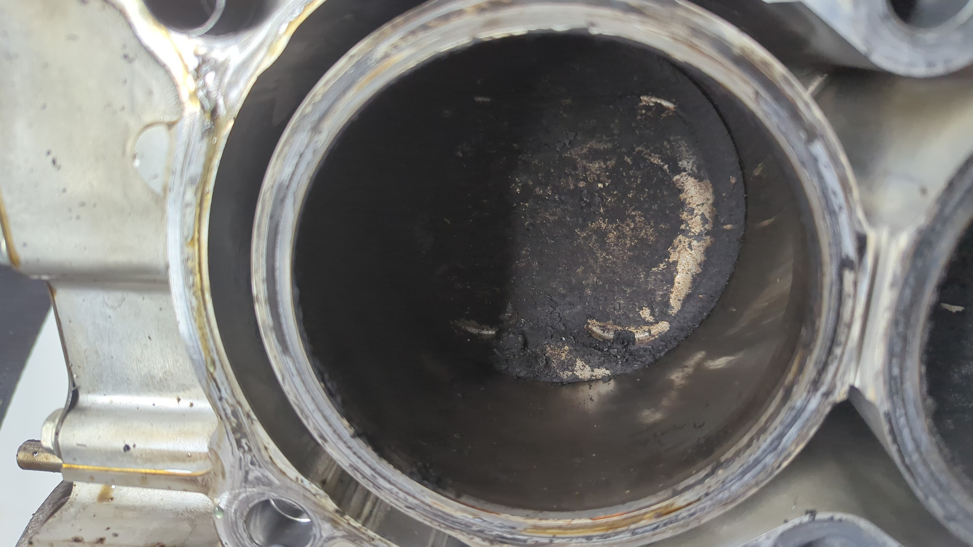 Блок двигателя