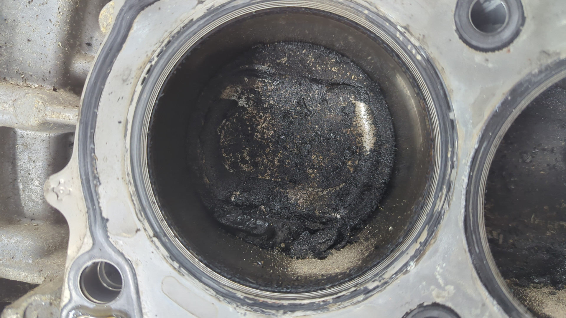 Блок двигателя