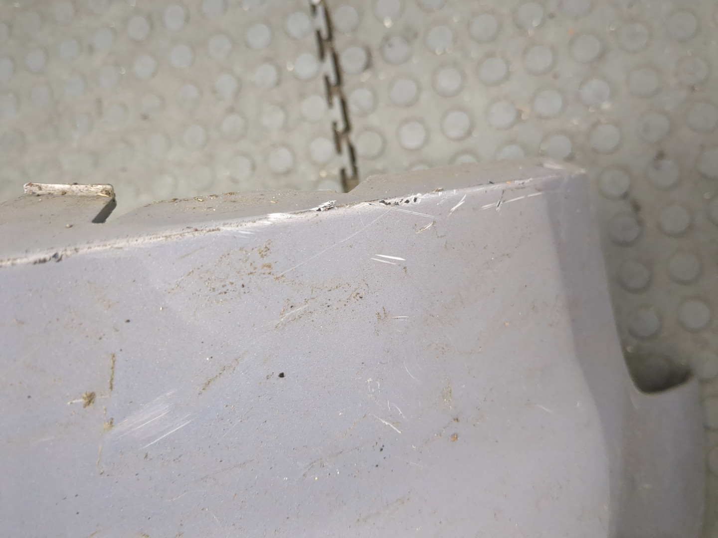 Бампер задний