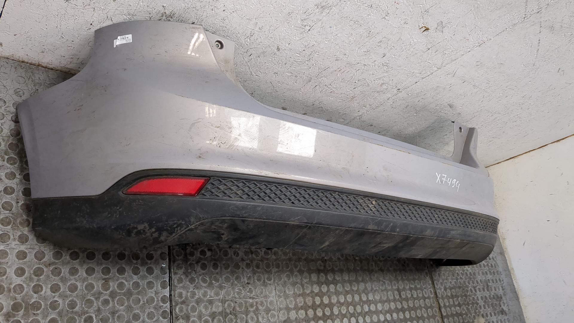 Бампер задний