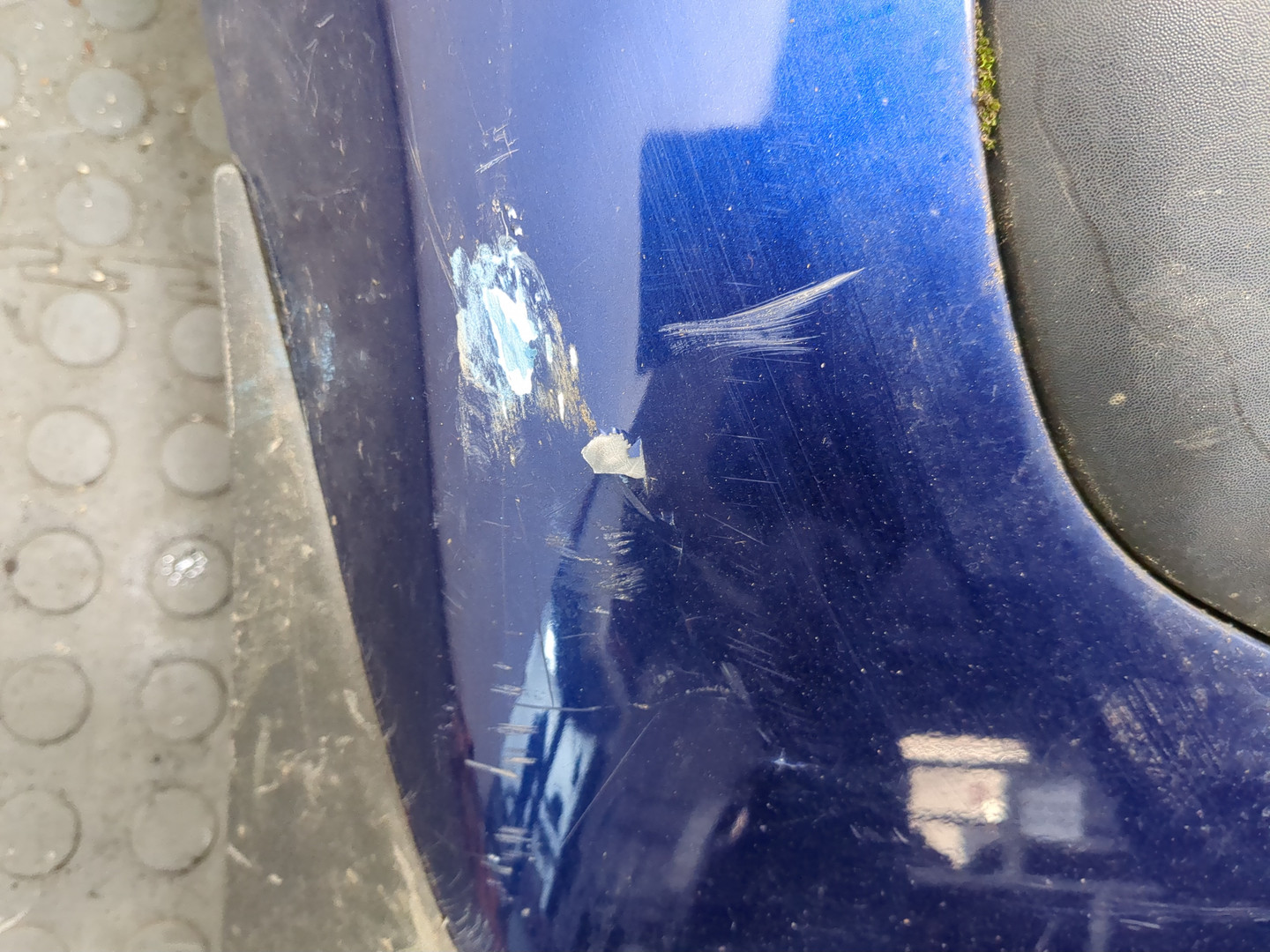 Бампер задний