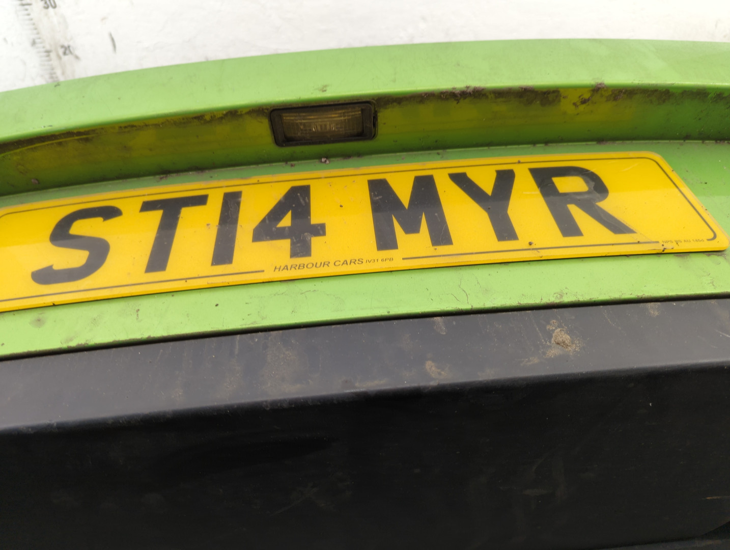 Бампер задний