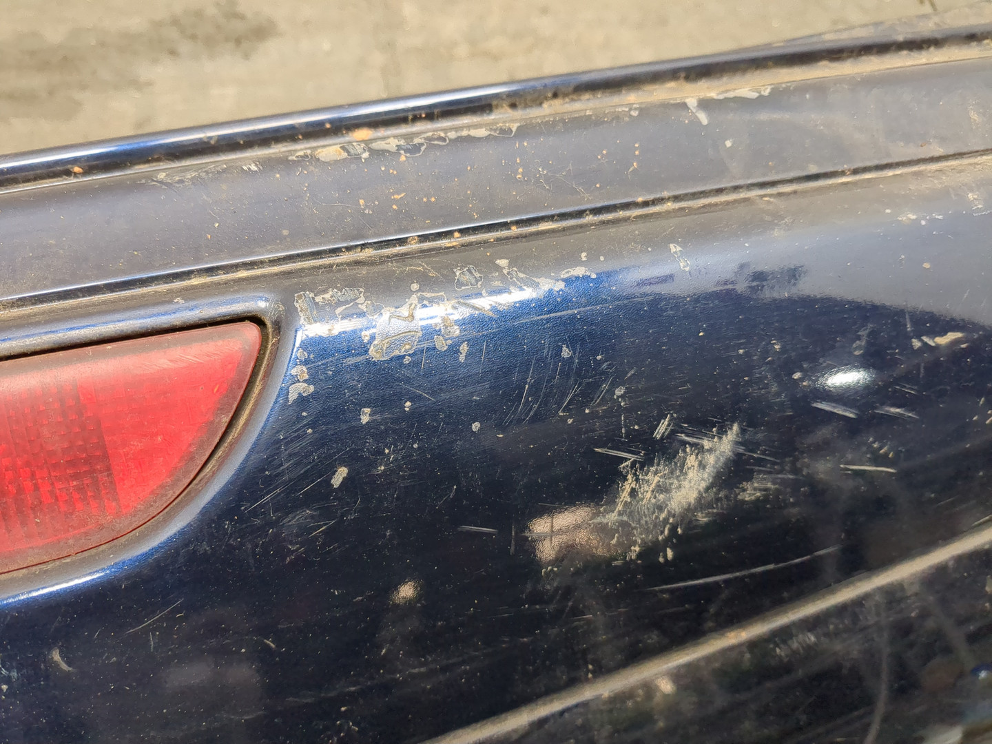 Бампер задний