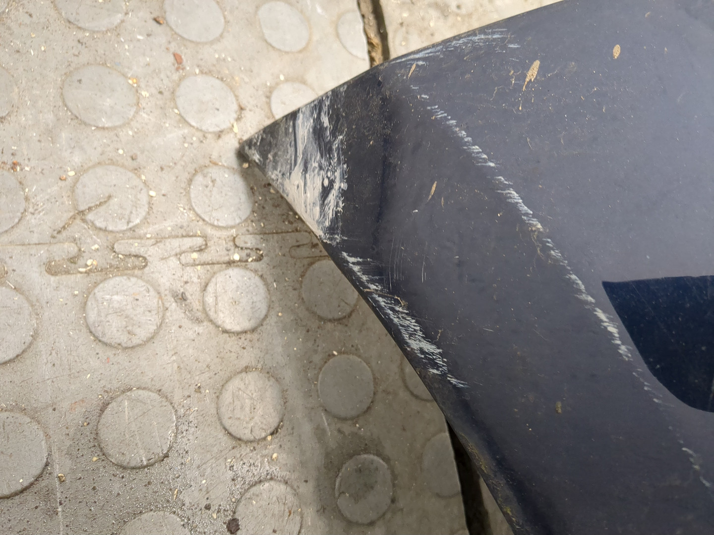 Бампер задний