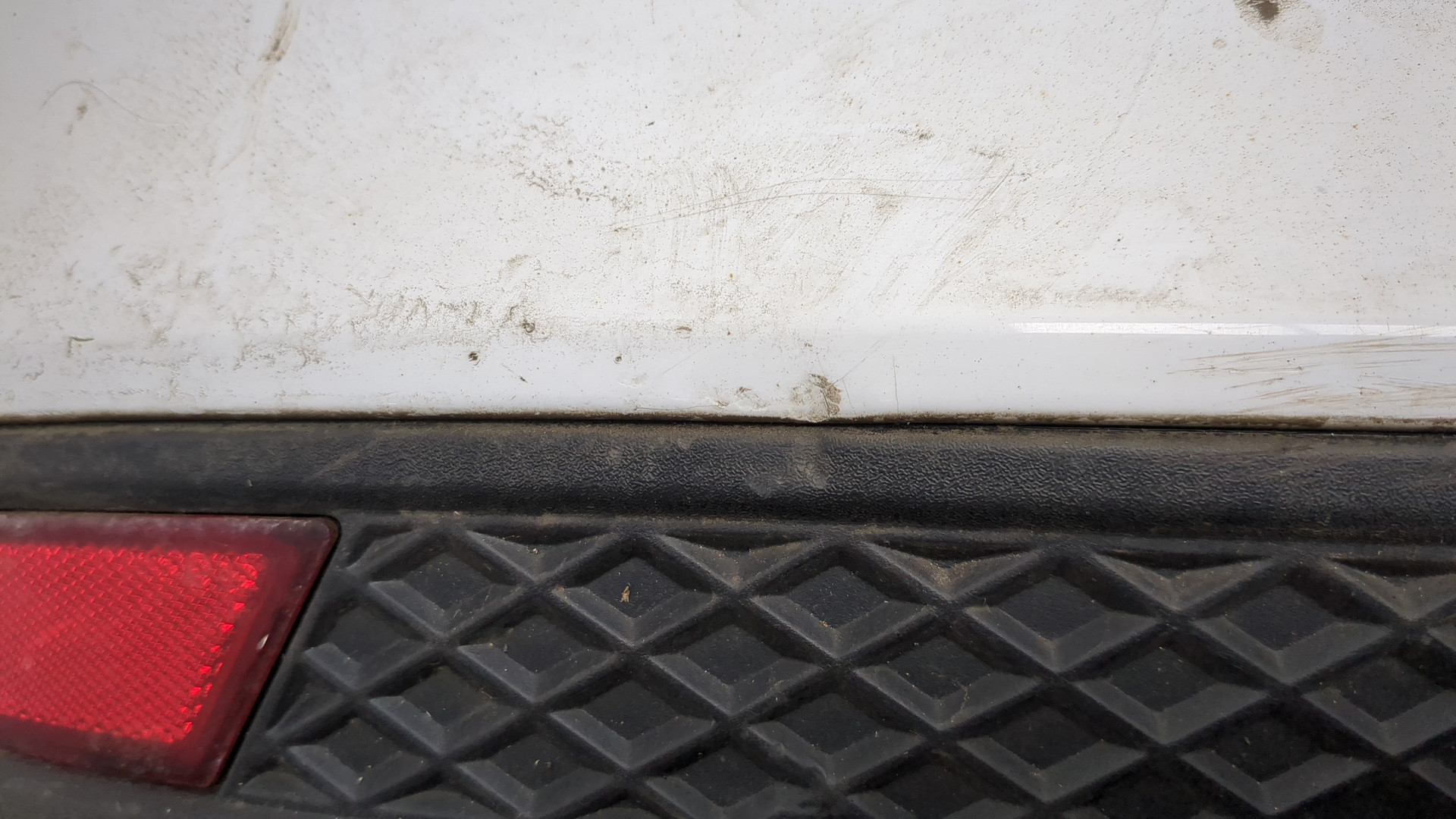 Бампер задний