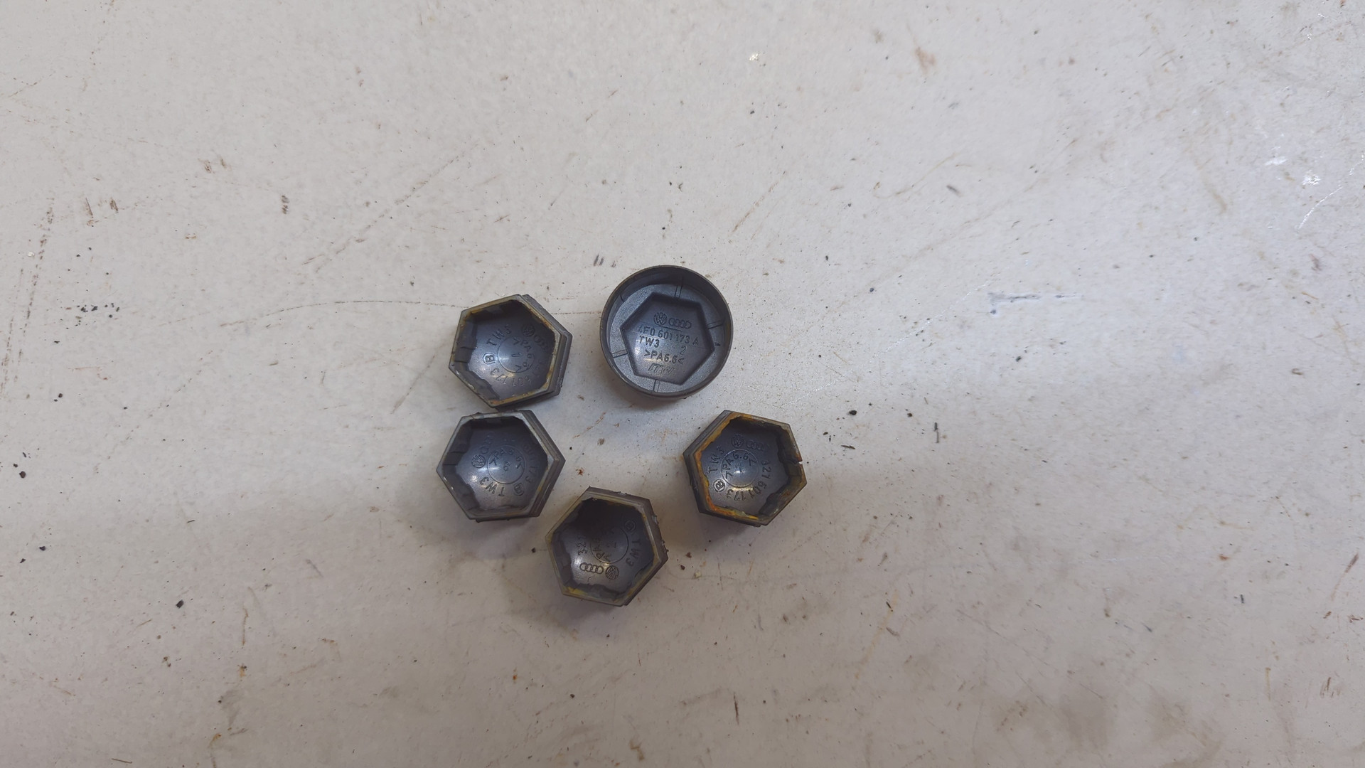 Колпак декоративный