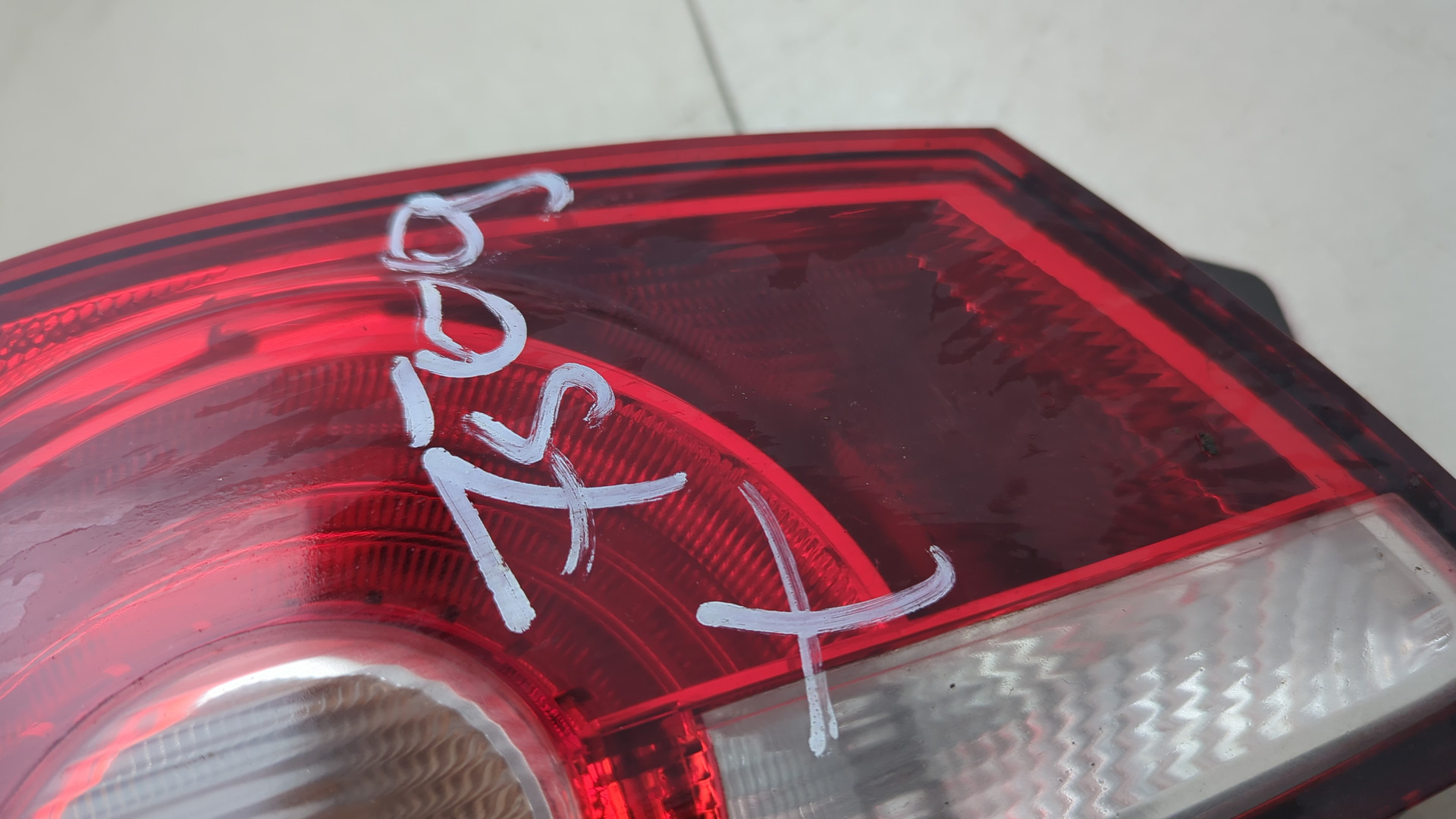 Фонарь задний правый