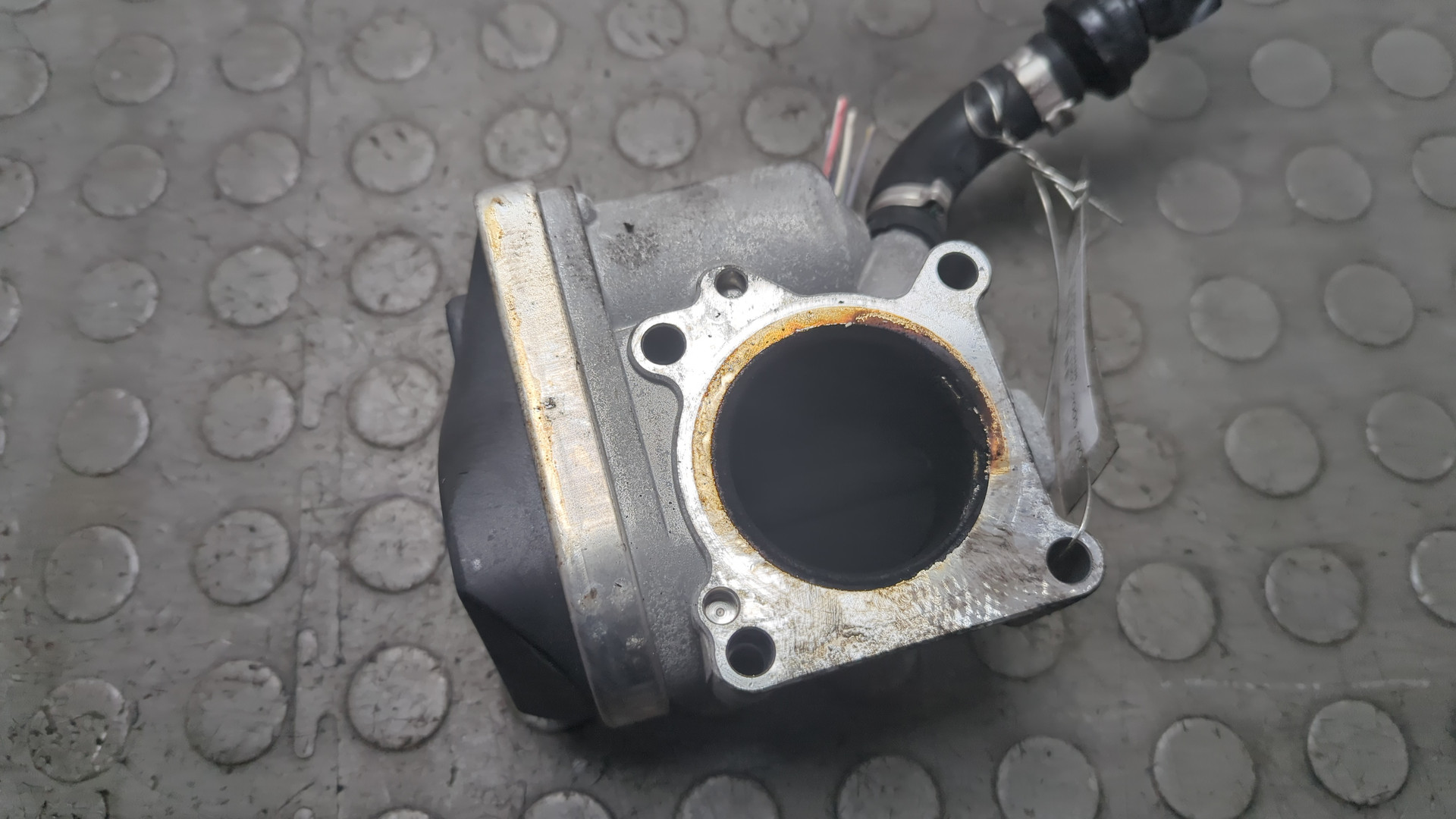 Заслонка дроссельная электрическая