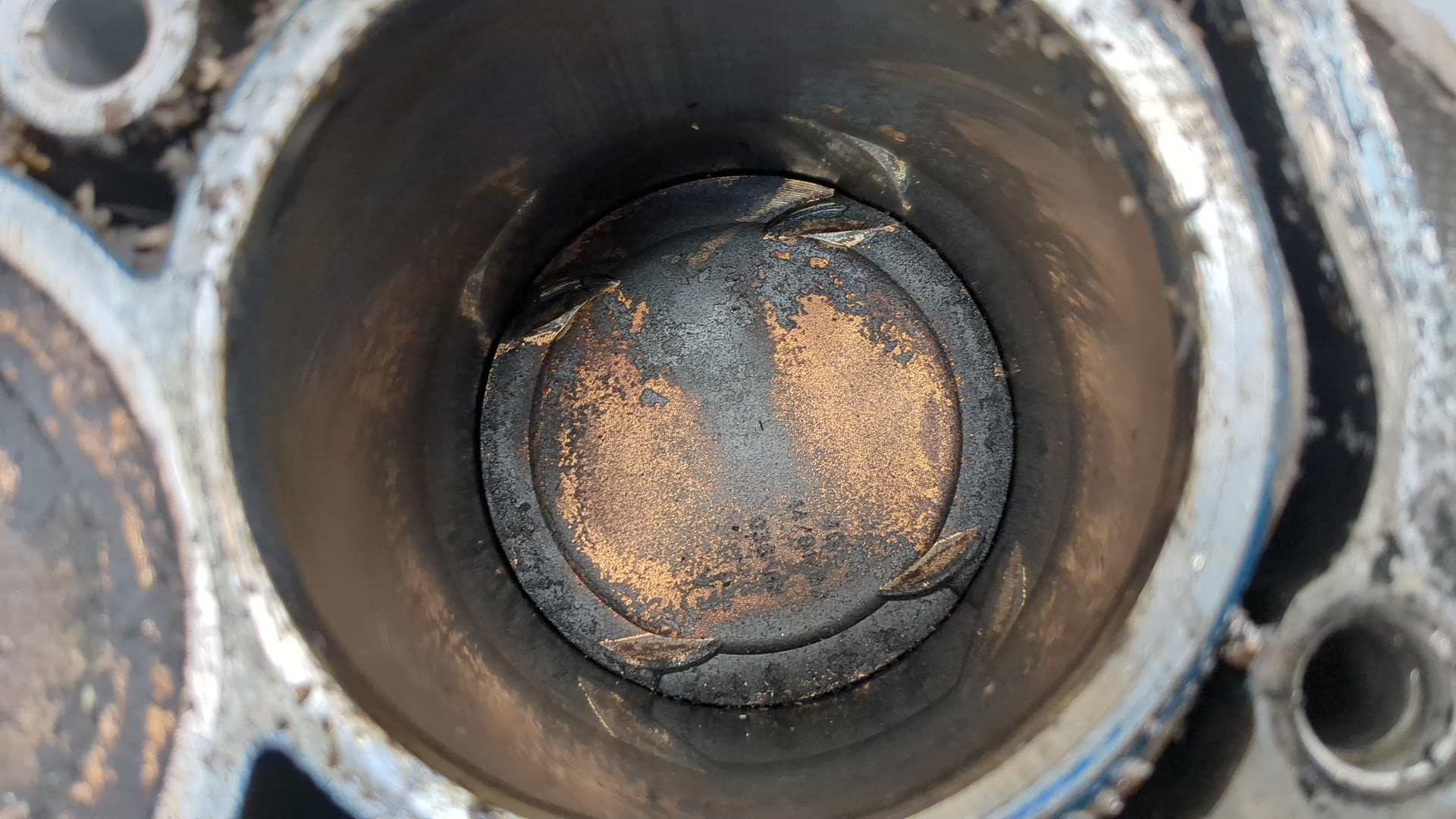 Блок двигателя