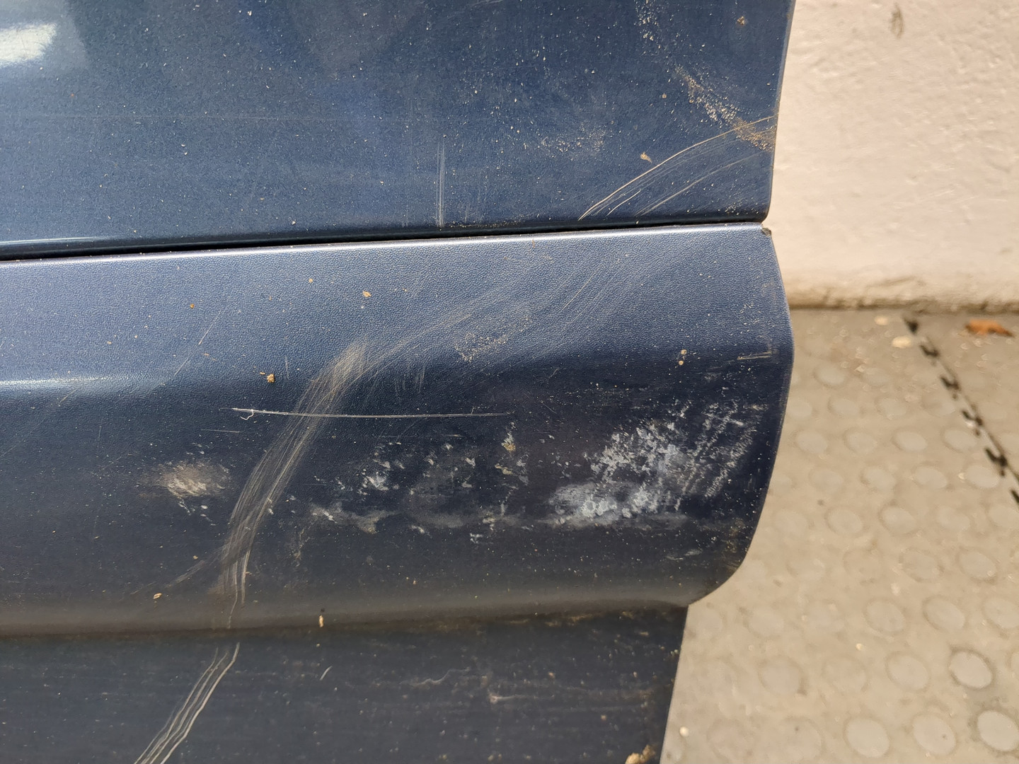 Дверь передняя левая