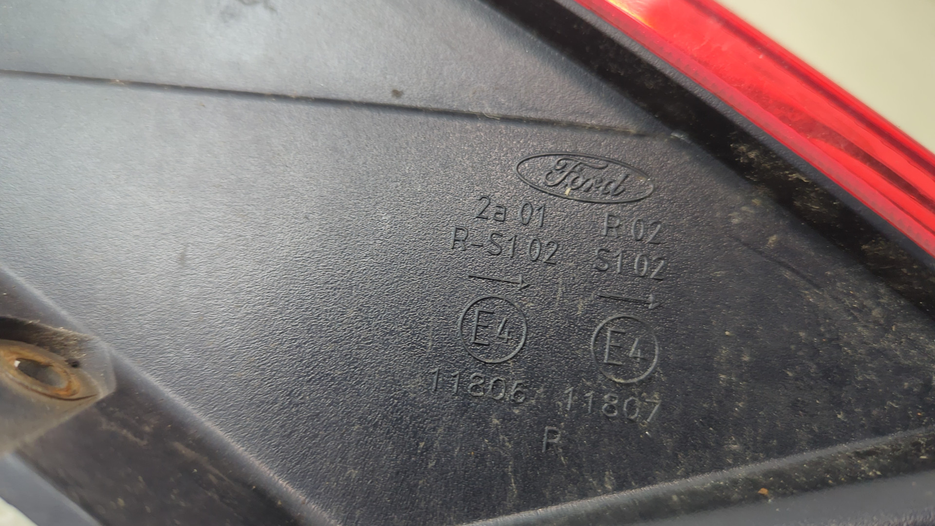 Фонарь задний правый