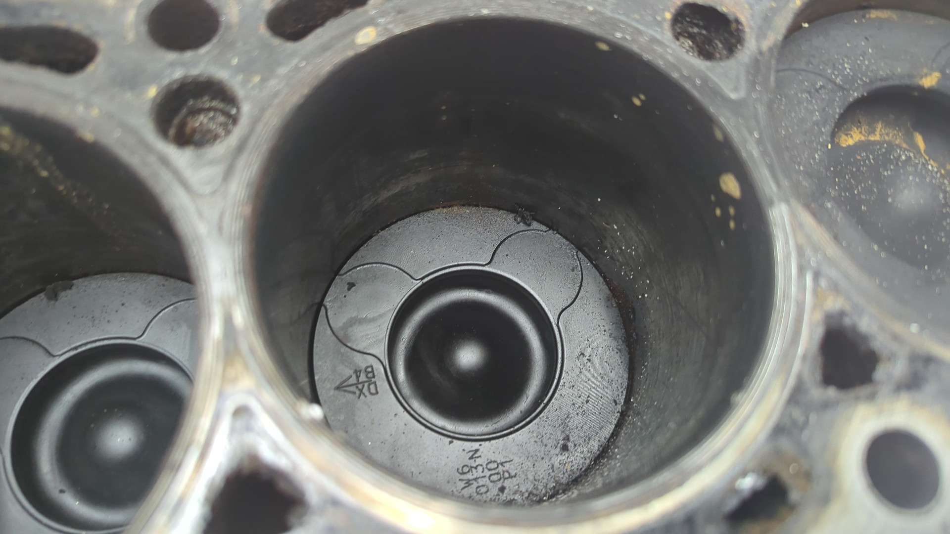 Блок двигателя