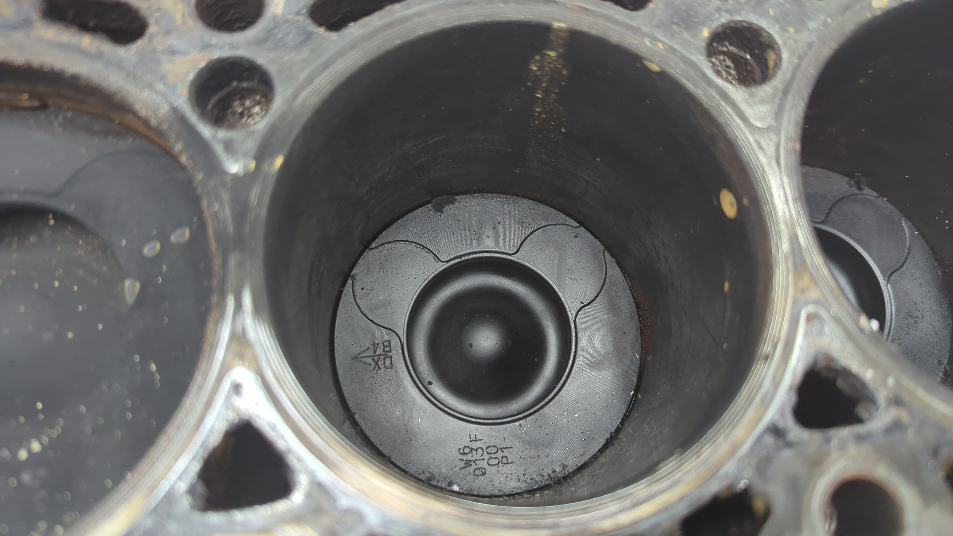 Блок двигателя