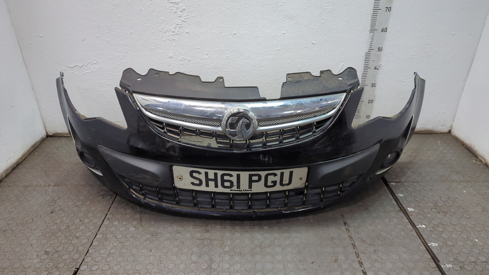 Бампер передний