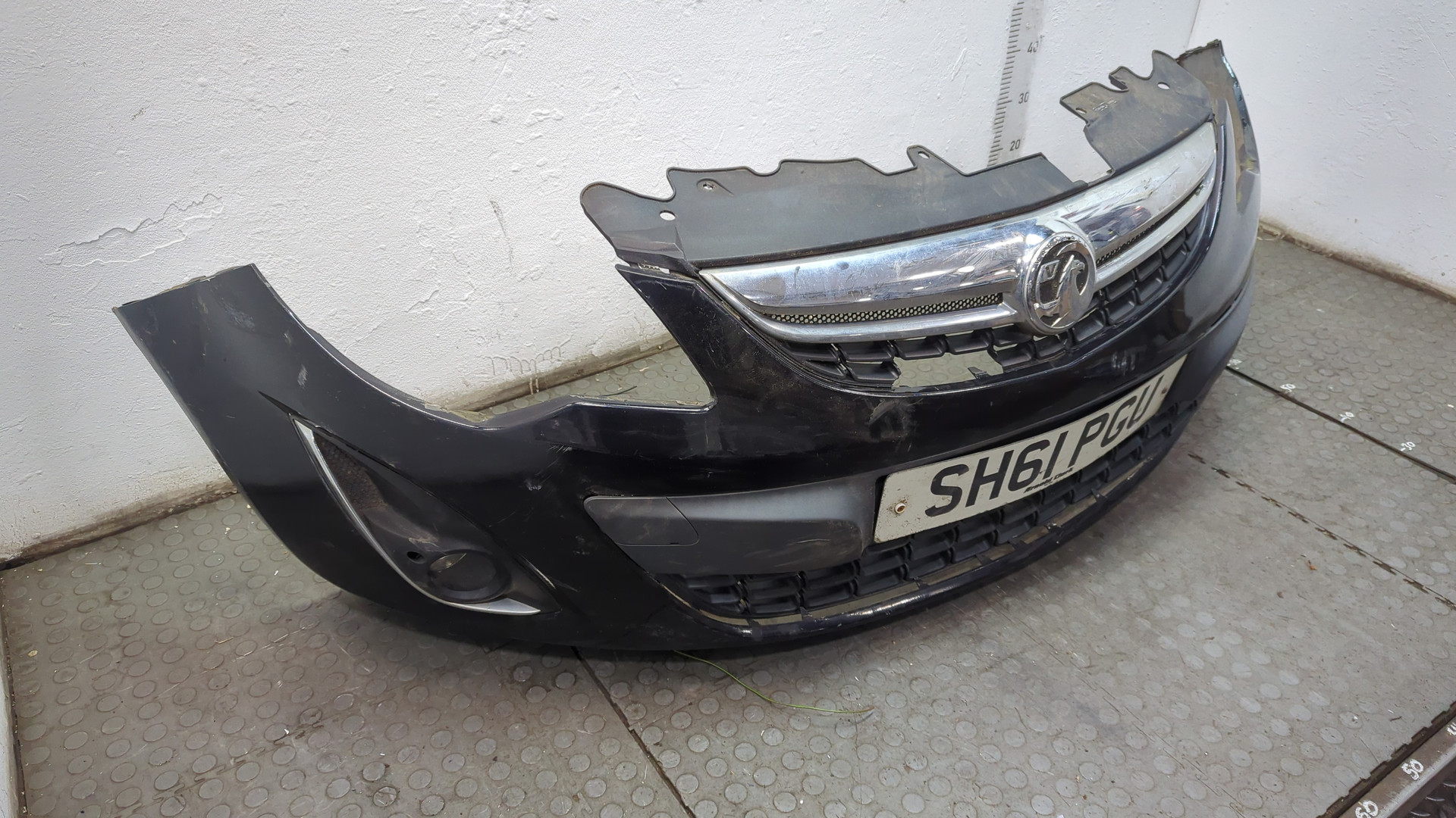 Бампер передний