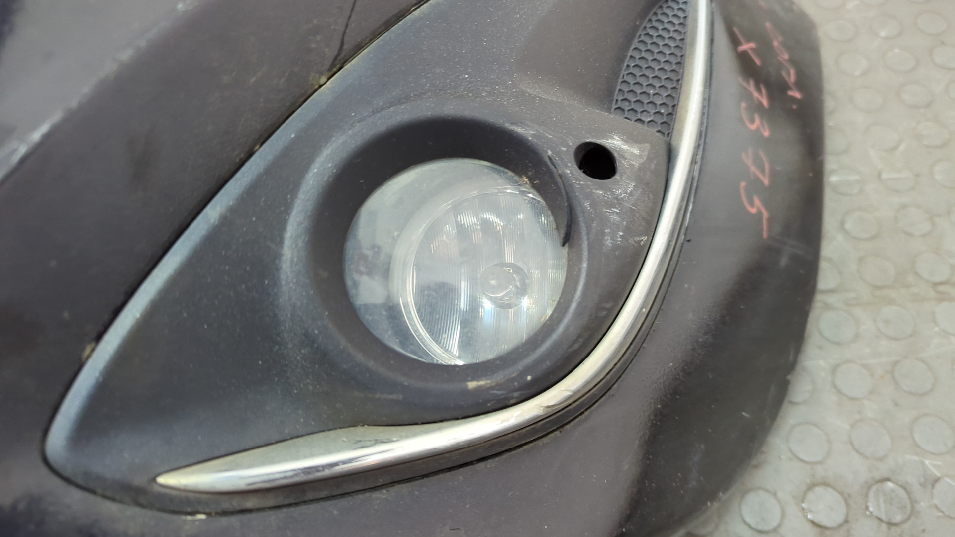 Бампер передний