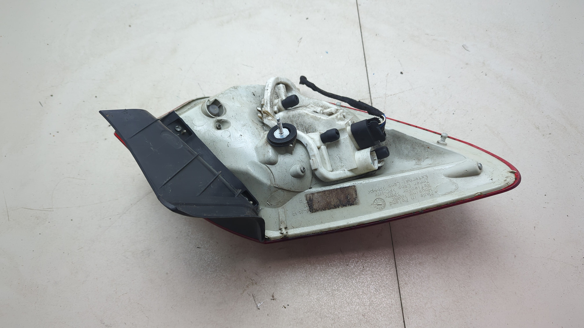 Фонарь задний правый