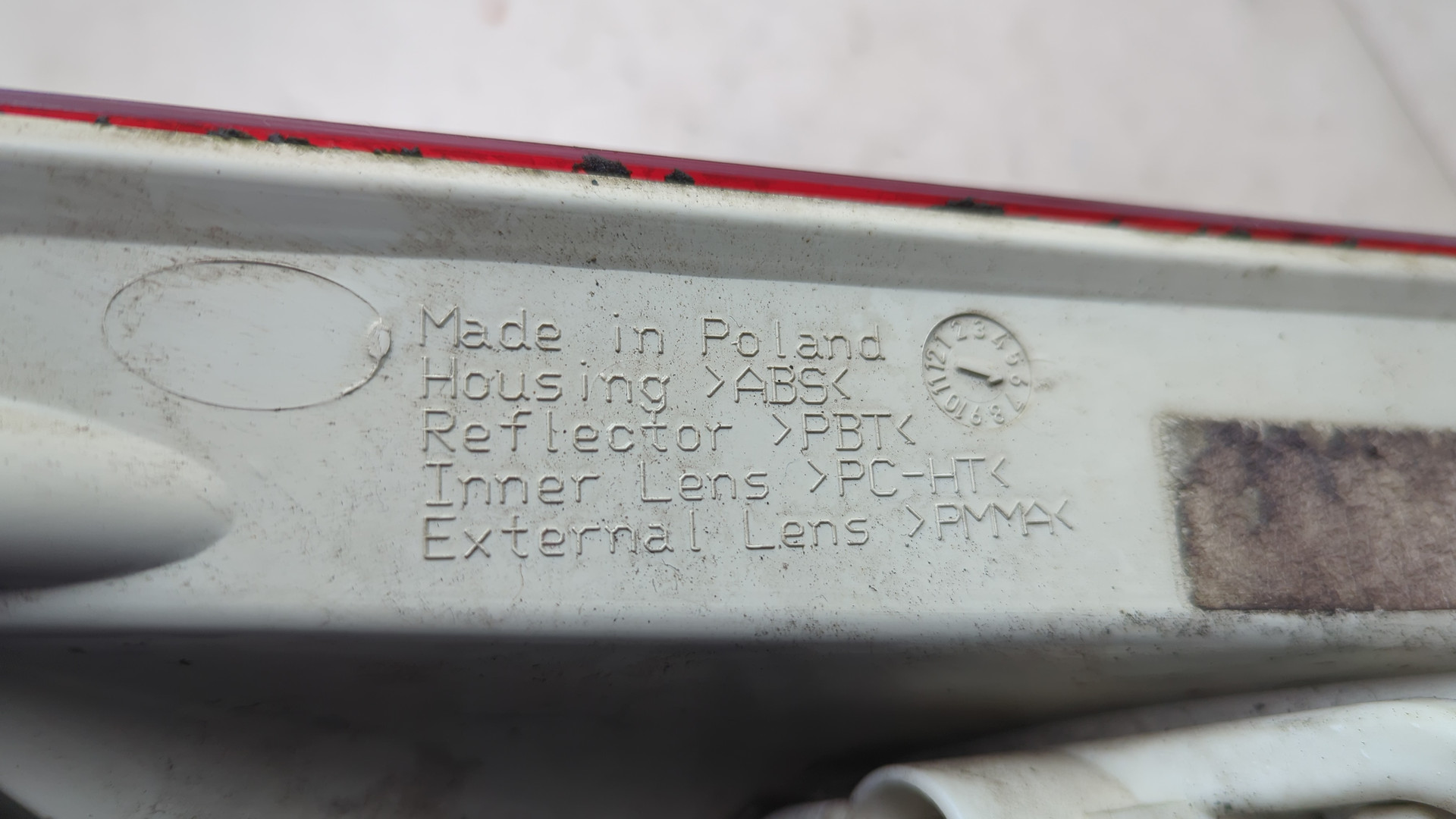 Фонарь задний правый