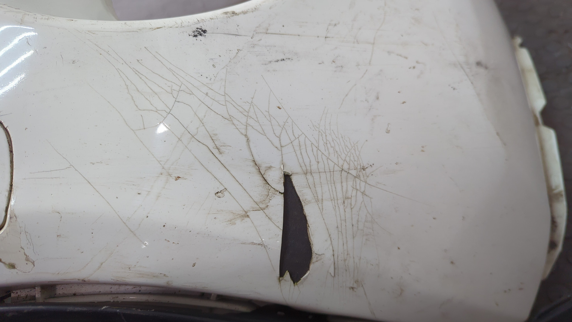 Бампер передний