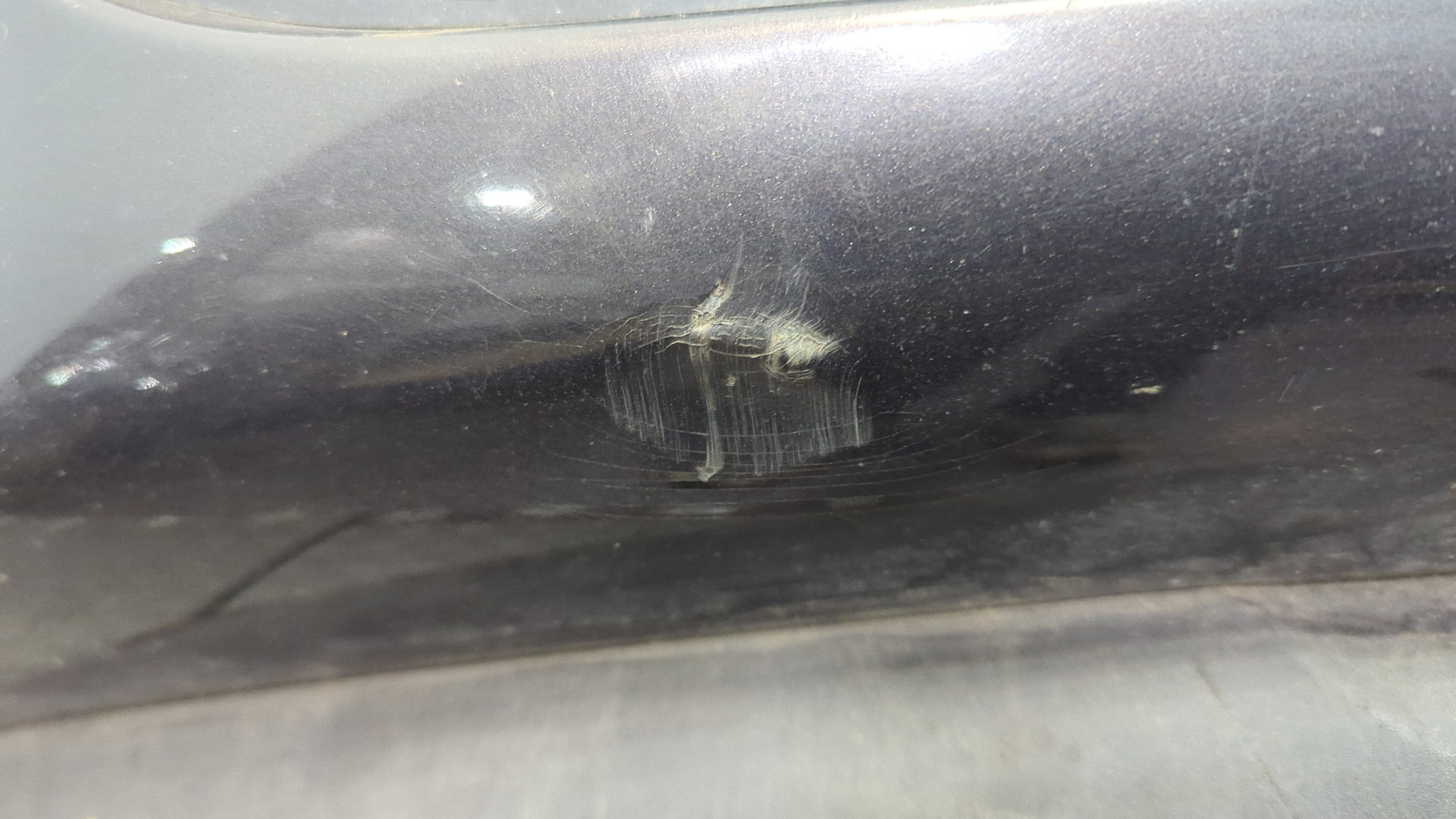 Бампер передний