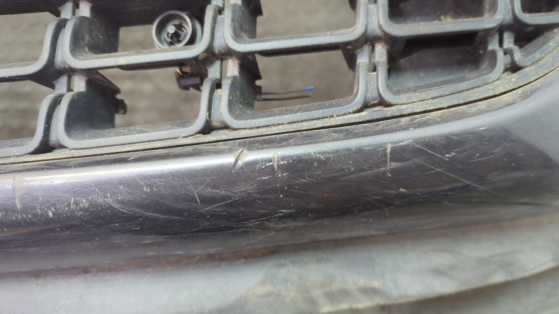 Бампер передний