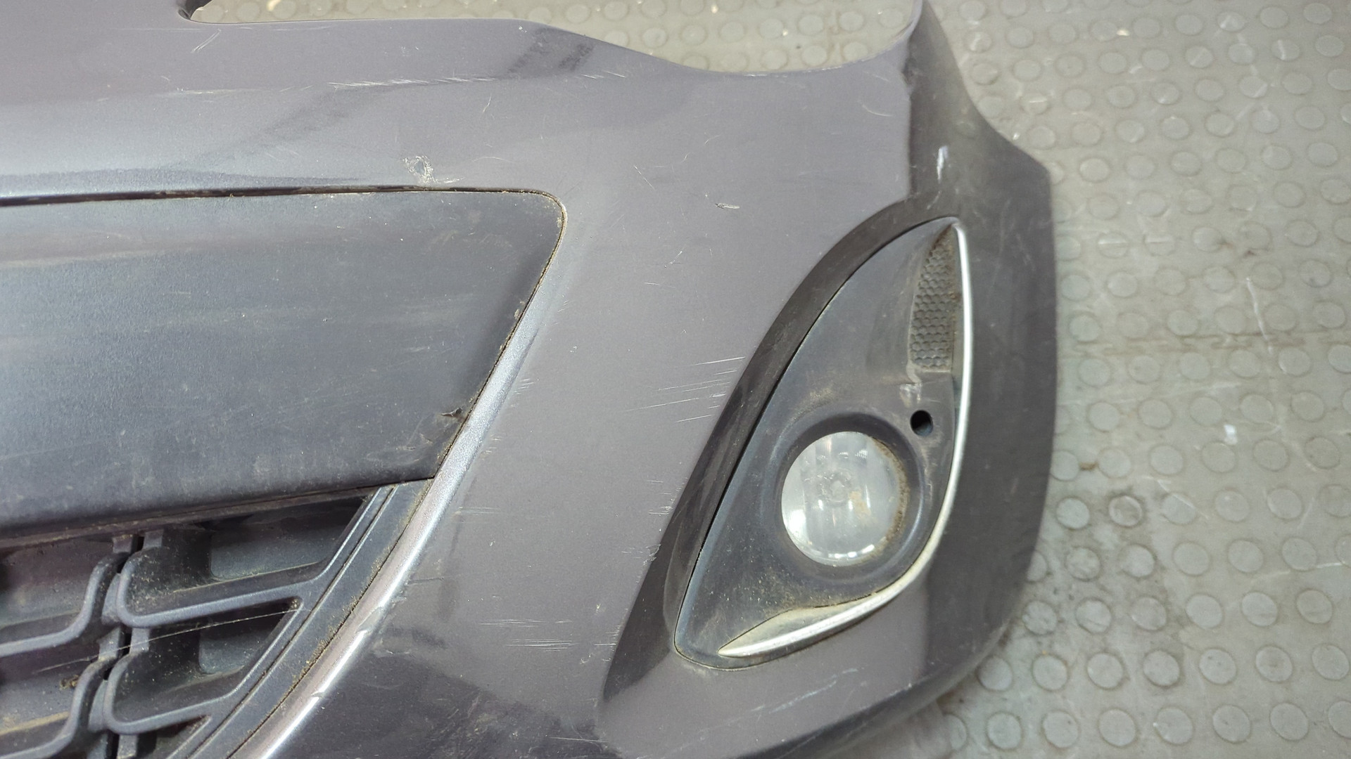 Бампер передний