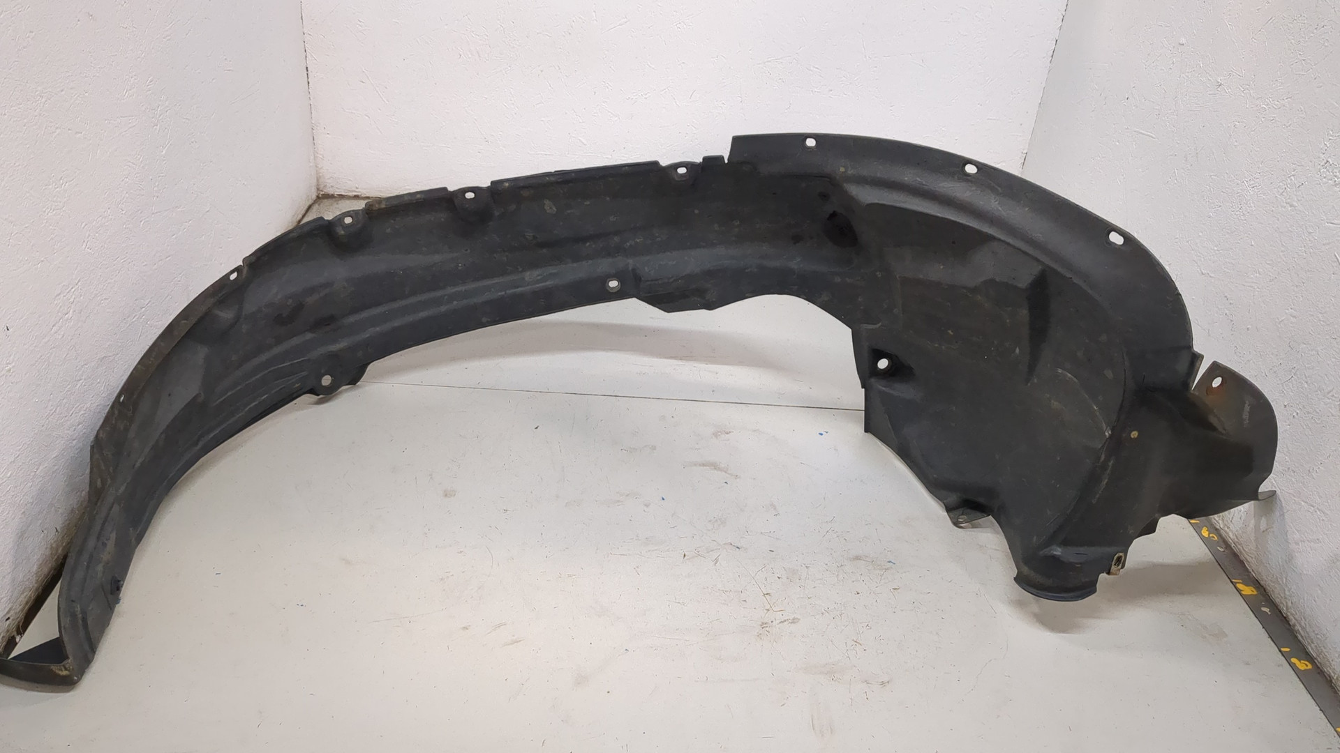 Локер передний правый