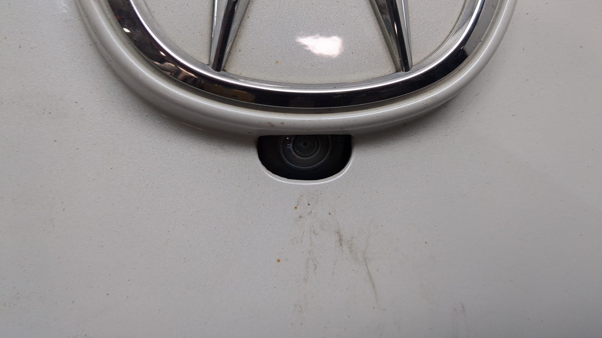 Дверь багажника