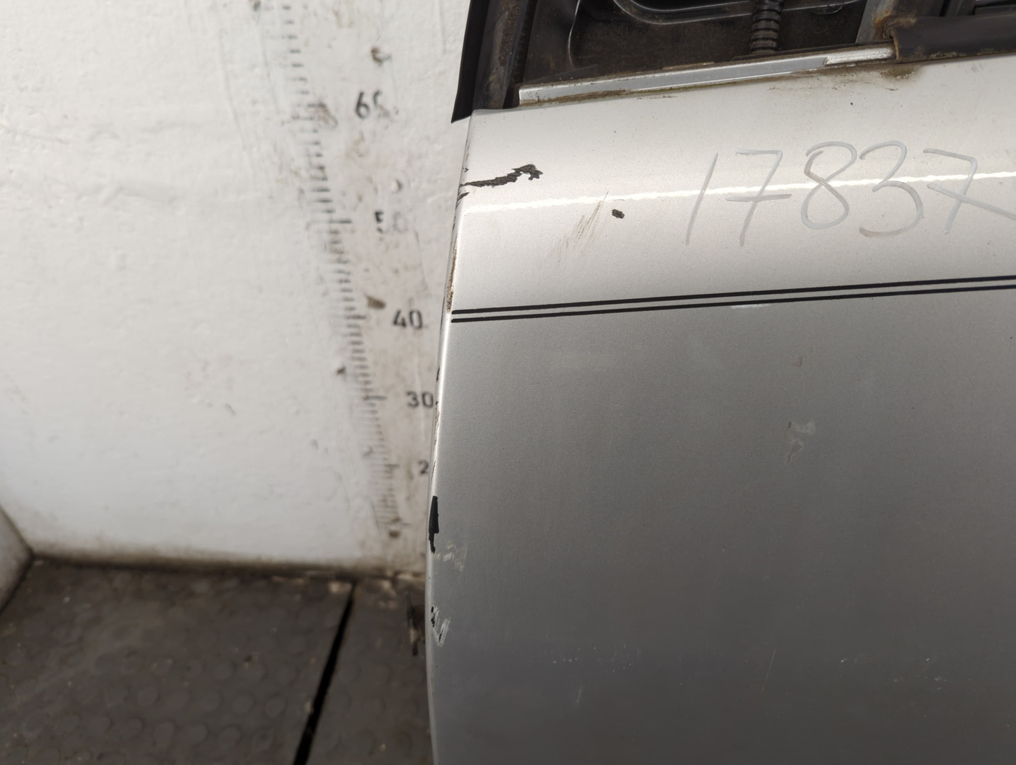 Дверь передняя левая