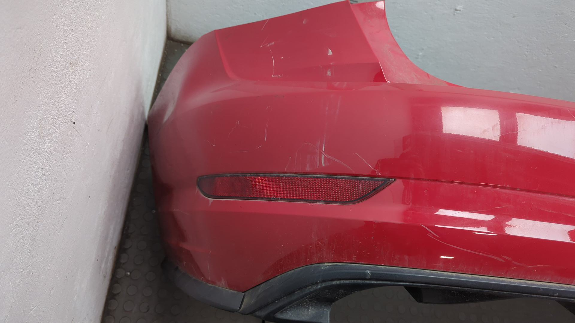 Бампер задний