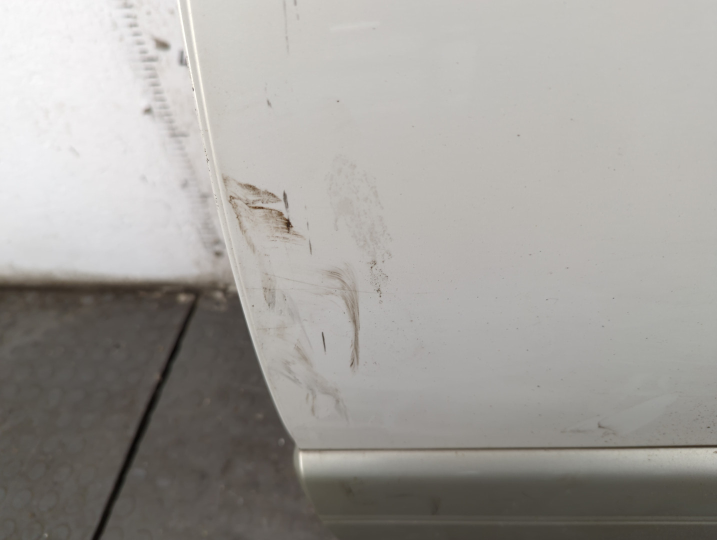 Дверь задняя левая