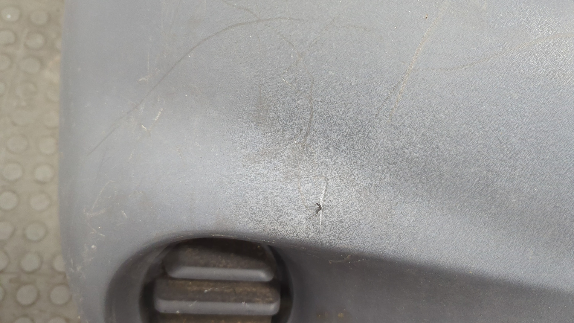 Бампер передний