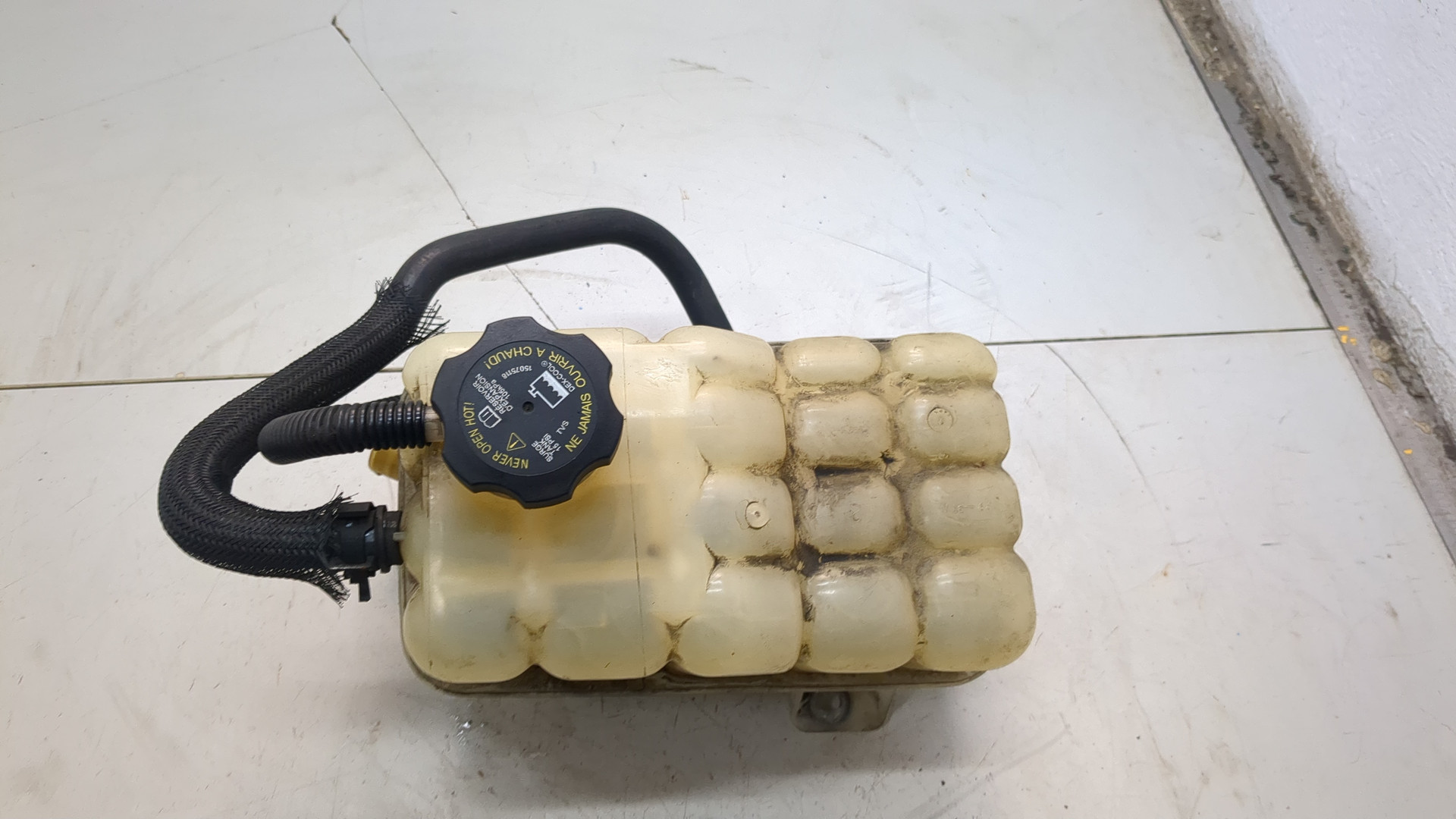 Бачок расширительный