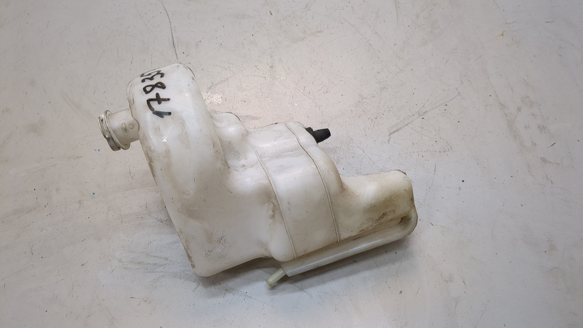 Бачок расширительный