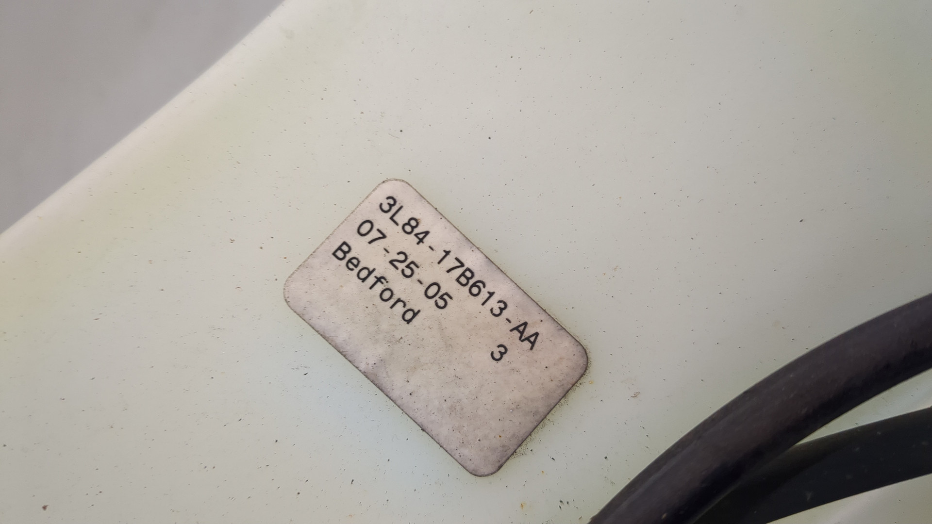 Бачок омывателя лобового стекла