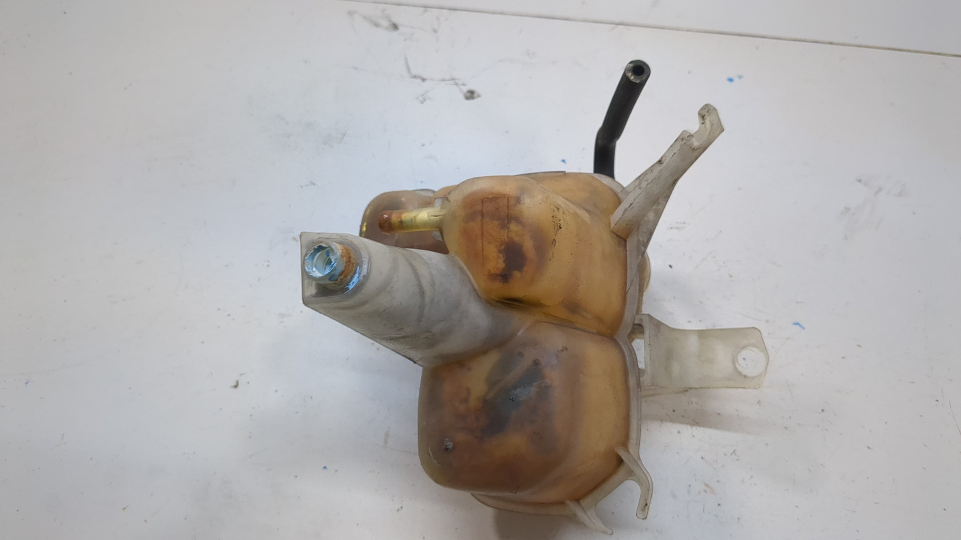 Бачок расширительный