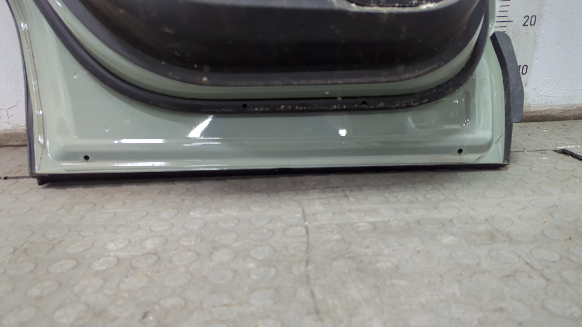 Дверь задняя левая