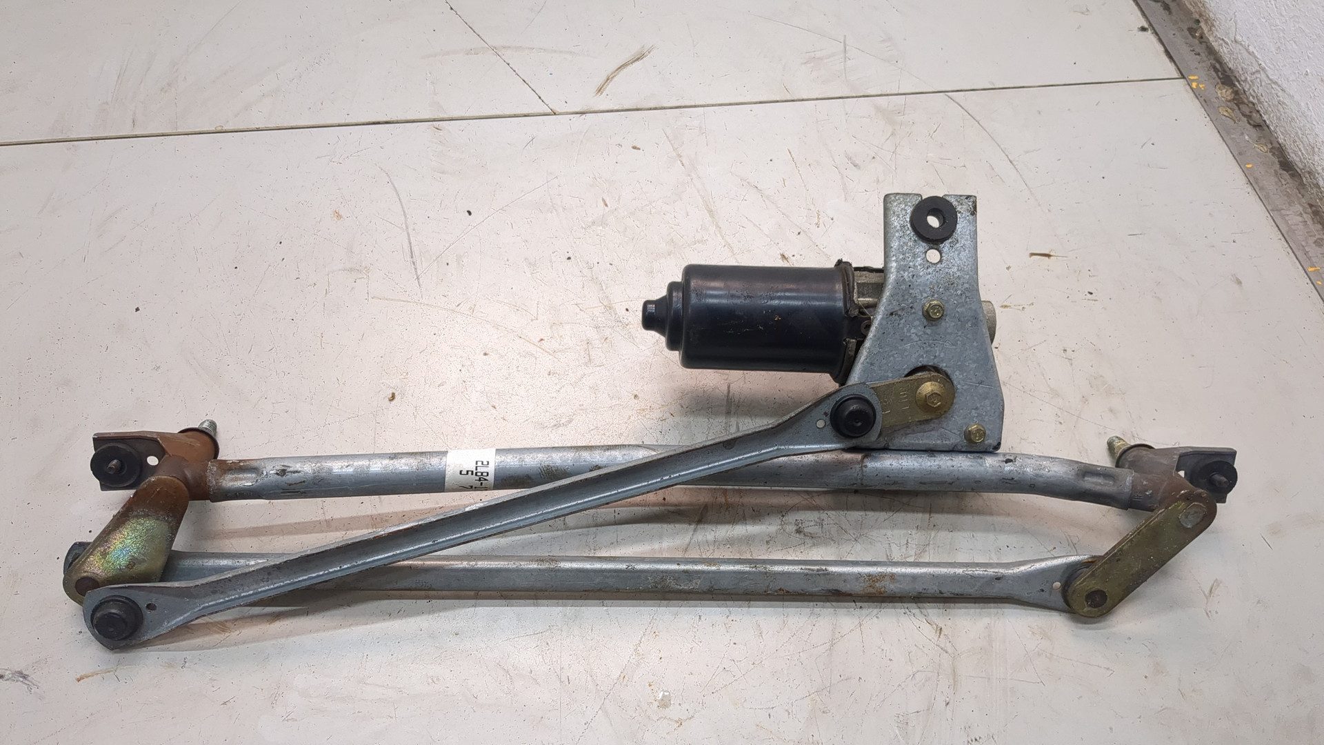 Трапеция стеклоочистителей