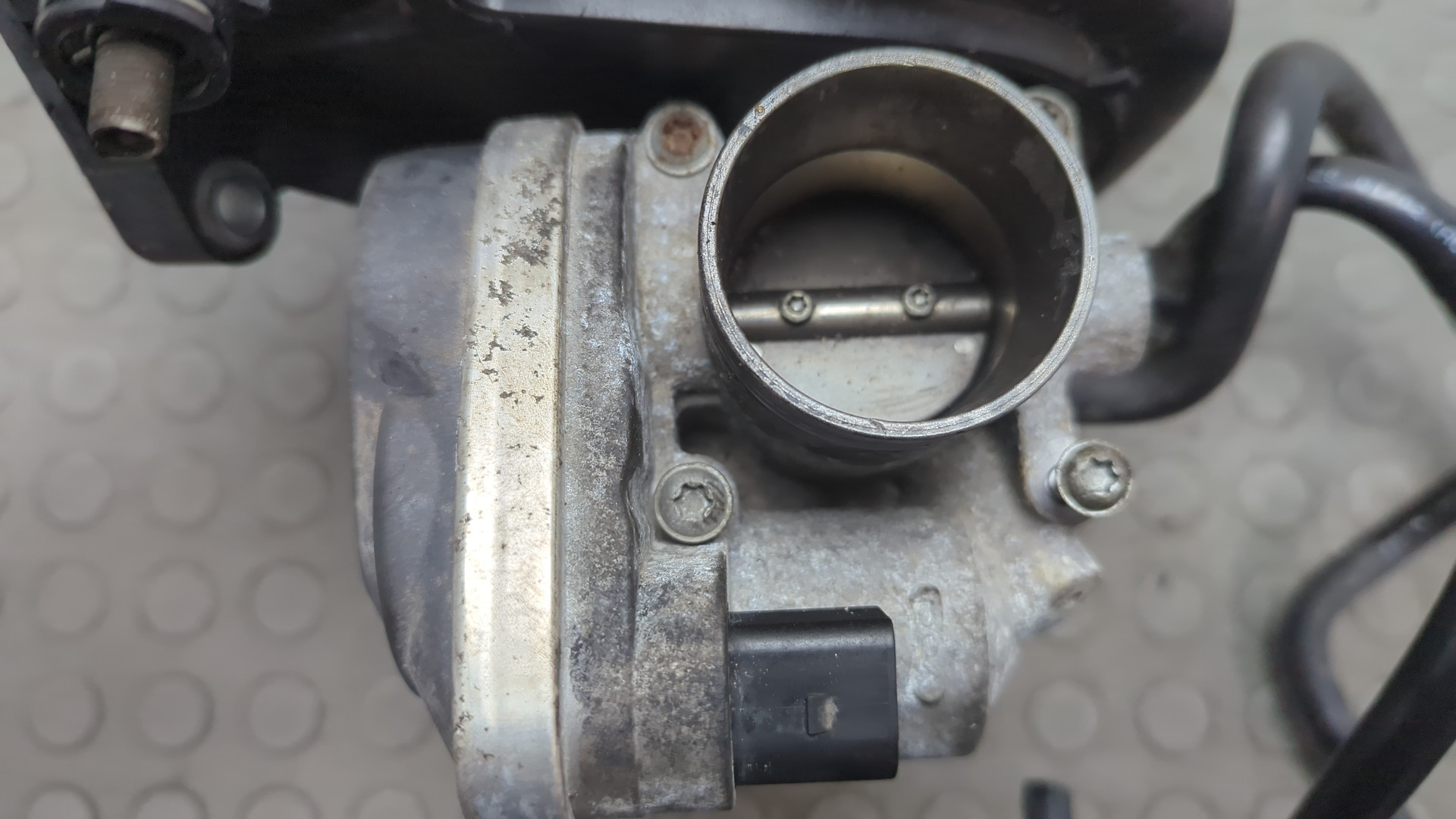 Коллектор впускной