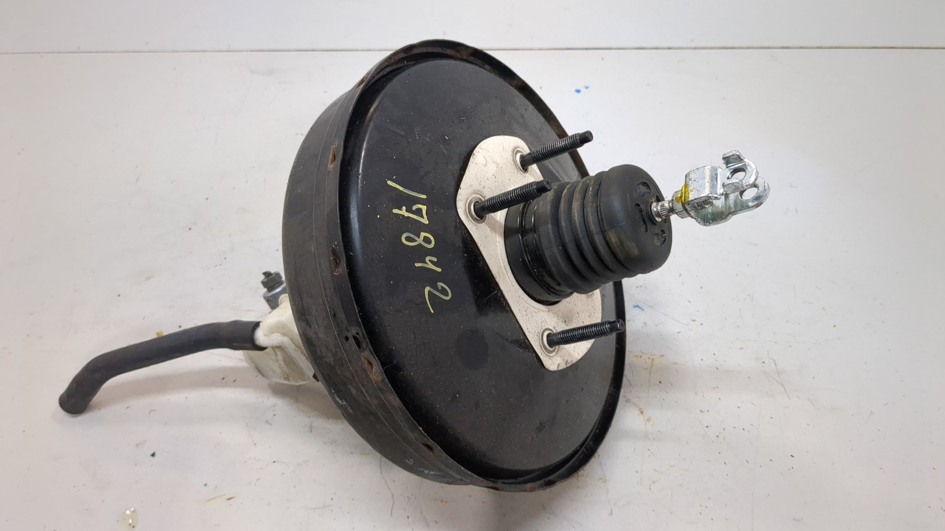 Цилиндр тормозной главный