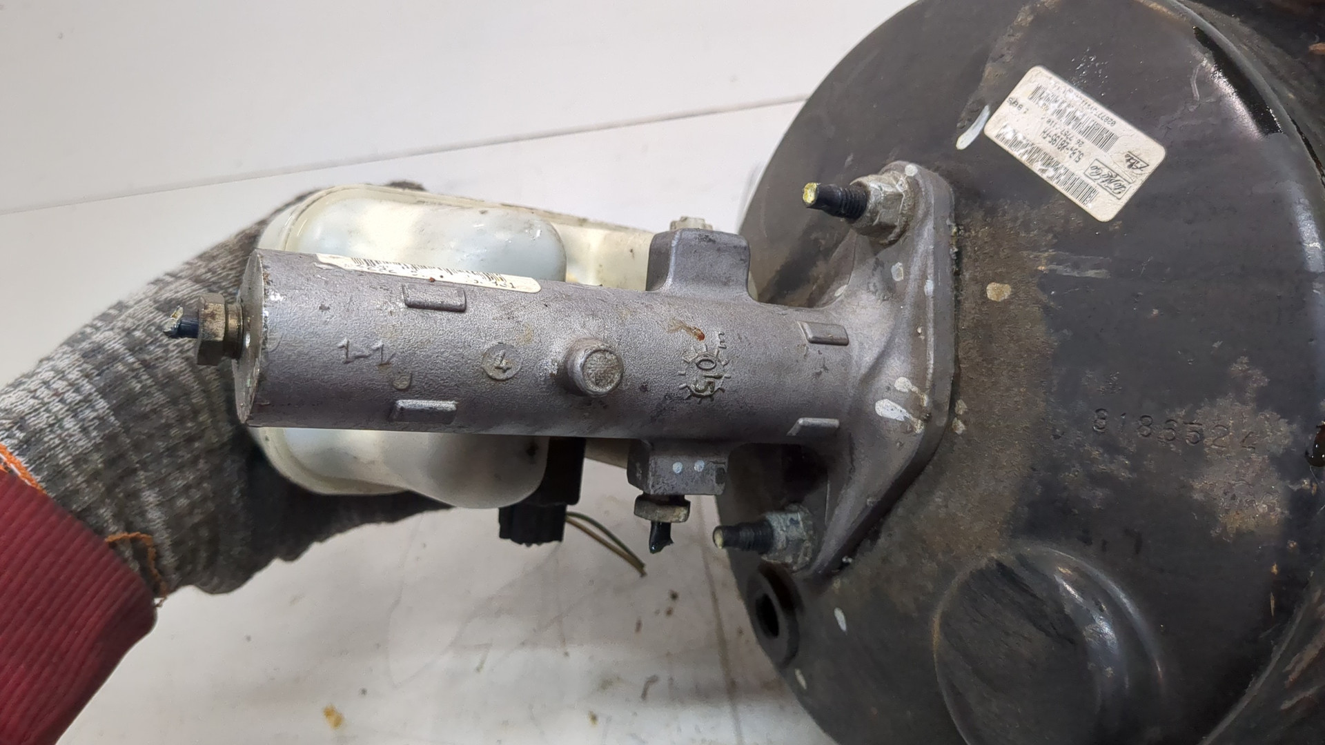 Цилиндр тормозной главный