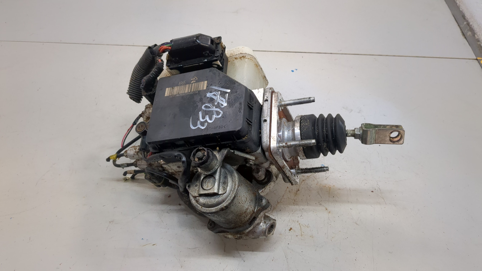 Цилиндр тормозной главный