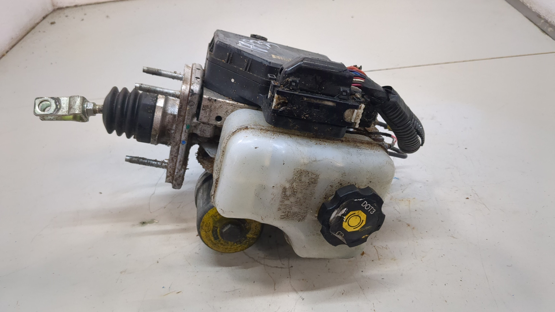 Цилиндр тормозной главный