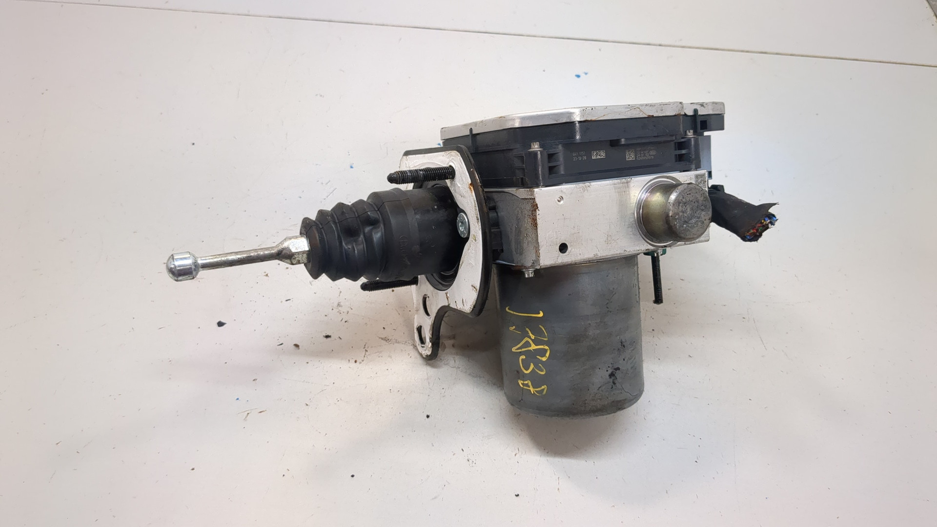 Цилиндр тормозной главный