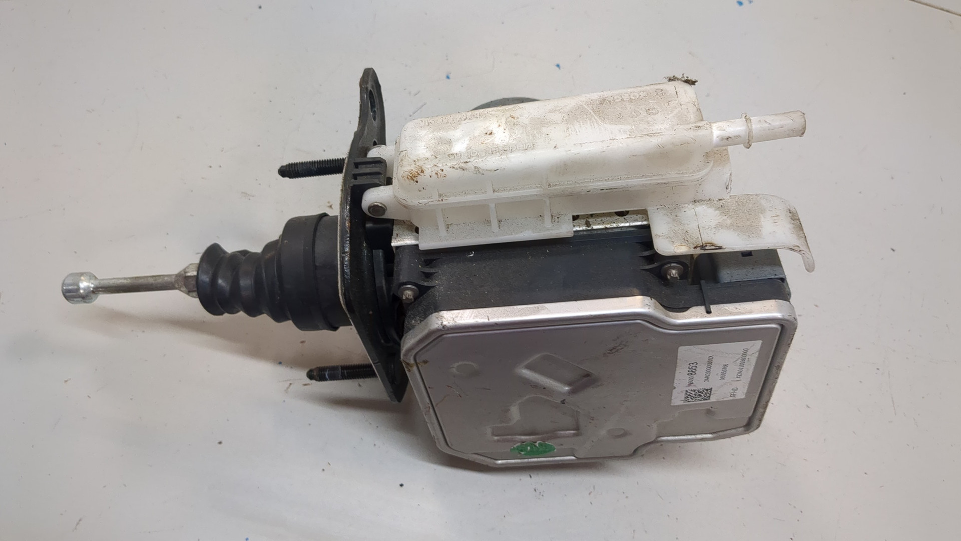 Цилиндр тормозной главный