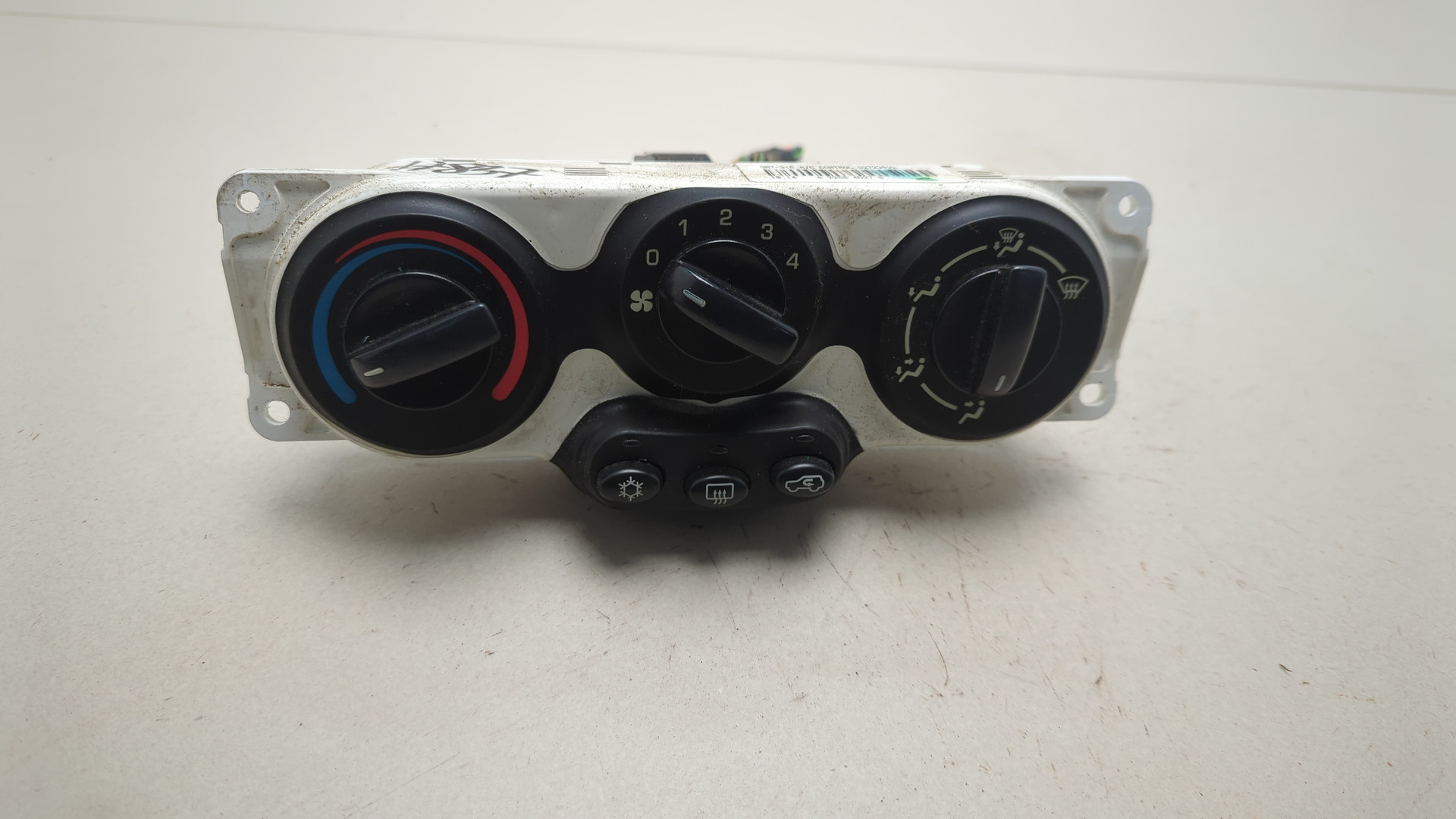 Переключатель отопителя